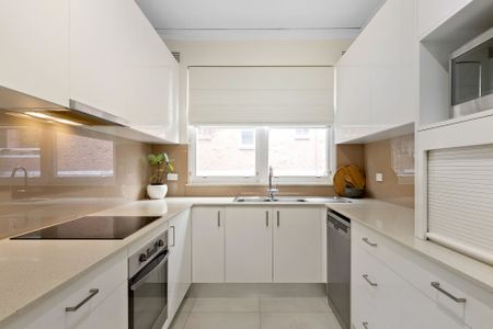 The Perfect Abode For Effortless Beachside Living - Photo 4