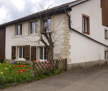 meublé, avec jardin privatif dans un petit immeuble, beau cadre de ... - Foto 4