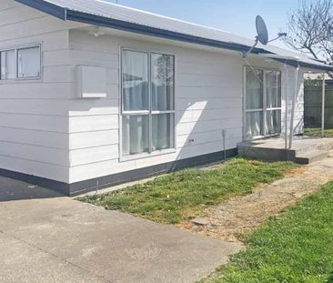 FLAXMERE - 2 BEDROOMS - Photo 4