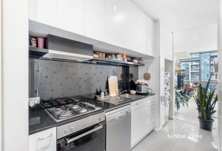 1502/33 Wills St , MELBOURNE - Photo 5