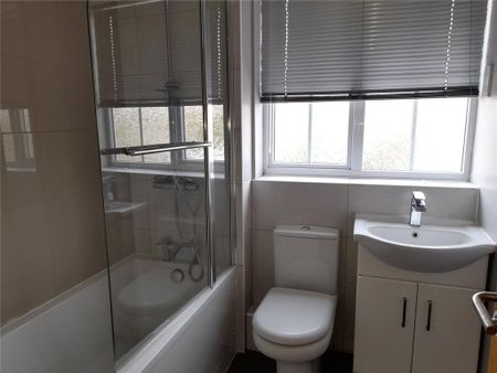 3 bedroom terraced house to rent - Photo 5