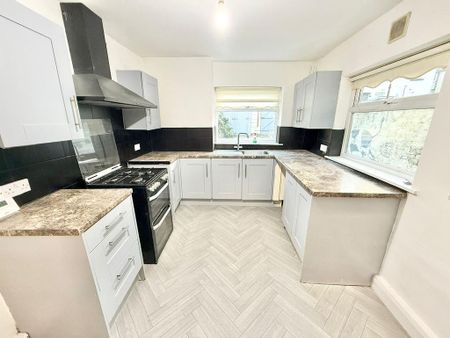 2 bedroom terraced house to rent - Photo 5