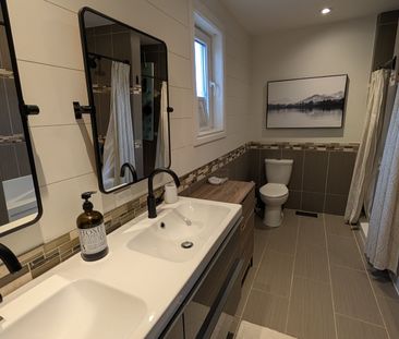 For Lease - 247 Poplar Avenue, Tay, Ontario - Photo 5