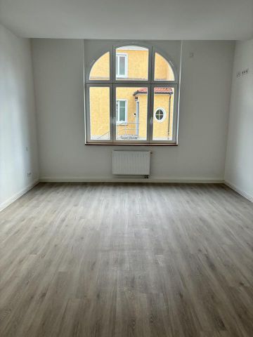 Historische Villa in neuem Glanz - Stilvolles Wohnen in saniertem Altbau - Photo 2