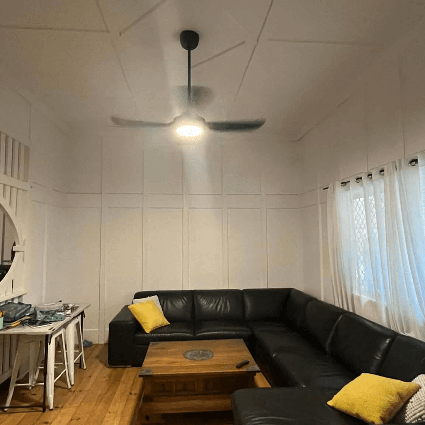 Charming Partly Furnished Timber Home - 1 Rowland Street, Bundaberg East - Photo 1