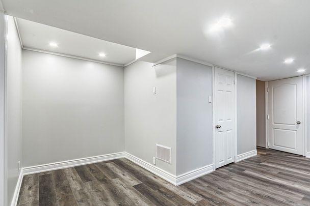 For Lease - 135 Keefer Road, Thorold, Ontario - Photo 1