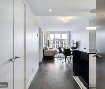 Semi-furnished condo for rent in Town of Mont-Royal - Photo 2