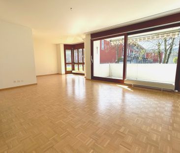 Wohnung in grüner und ruhigen Umgebung mit Balkon - Foto 6