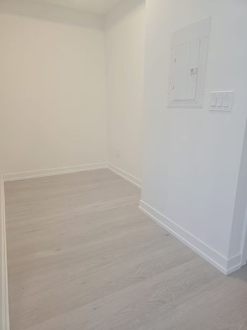 For Lease - 2501 Saw Whet Boulevard Unit# 356, Oakville, Ontario - Photo 5