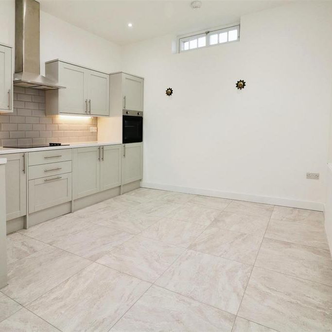 2 bedroom cottage to rent - Photo 1