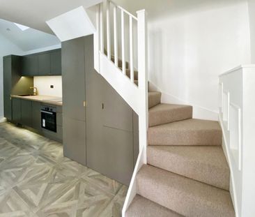 1 bedroom Flat To Let - Photo 1