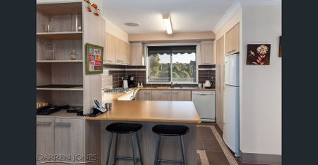 Comfortable Family Living - Photo 5