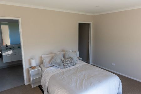 Tranquil Countryside Living - Photo 2