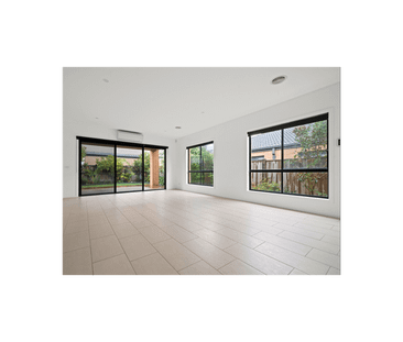 7 Bayrise Rd, Point Cook, Vic 3030 - Photo 1