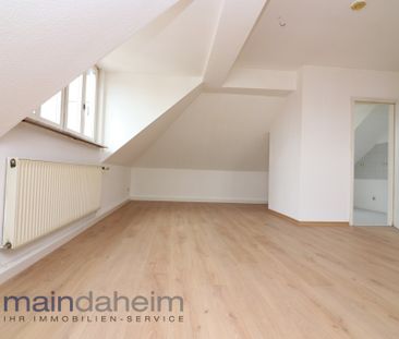 Renovierte 2-Zimmer-Dachwohnung in Nähe des Ringparks - Foto 1