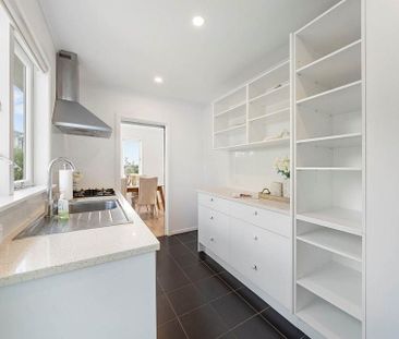 Forrest Hill - Sunny House With Views - Photo 1