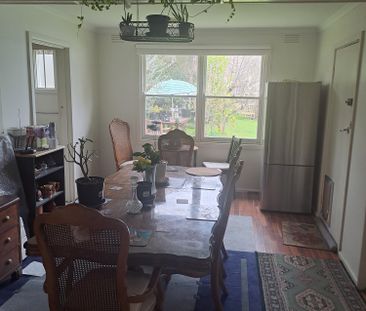 Blackburn North - Photo 3