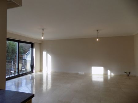 Appartement - à louer - Photo 2