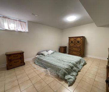 For Lease - 384 Maple Leaf Drive Unit# Bsmt, Toronto, Ontario - Photo 2