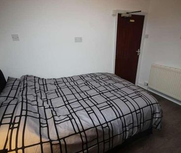 Burton Street (room), Burton Upon Trent, Tutbury, DE13 - Photo 2