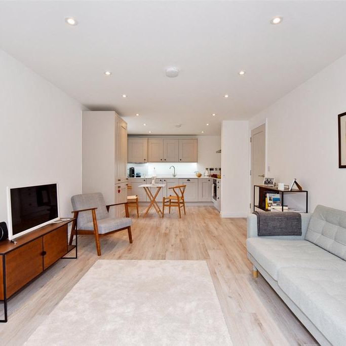 2 bedroom apartment to rent - Photo 1