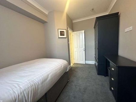 North Parade, YO30 - Photo 3