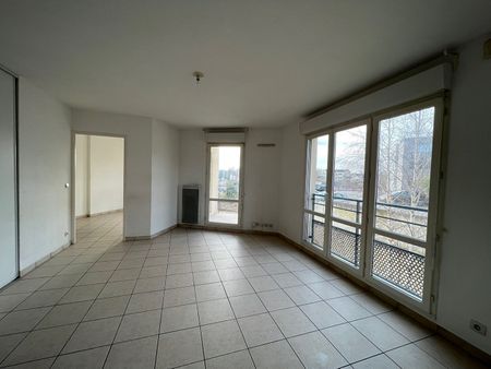 Location Appartement 2 pièces 41m² - Photo 3