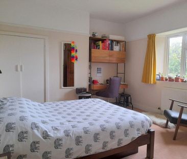 3 bedroom semi-detached house to rent - Photo 6