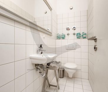 New York Factory living - Photo 5