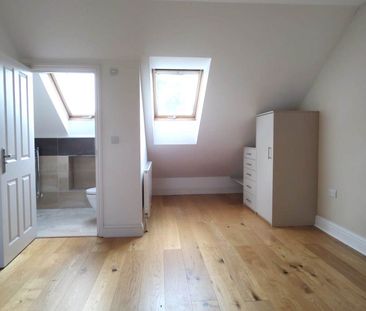 4 bed end terrace to rent - Photo 4