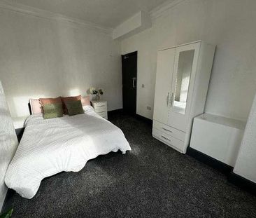 Monica Grove, Manchester, M19 - Photo 5