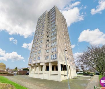 Brecon Flats, Westcliff On Sea - Photo 1