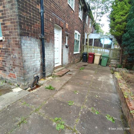 3 bedroom semi-detached house to rent - Photo 5