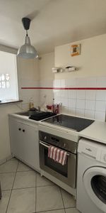Location Appartement 2 pièces 39m² SABLE SUR SARTHE 72300 - Photo 3