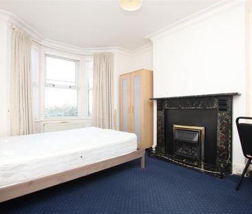 4 bedroom house to rent - Photo 4