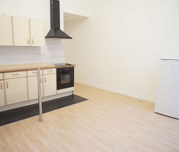 Location Appartement 2 pièces 38m² LILLE 59000 - Photo 4