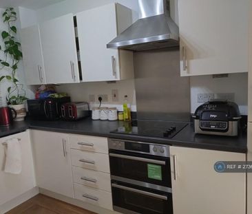 1 bedroom flat to rent - Photo 6