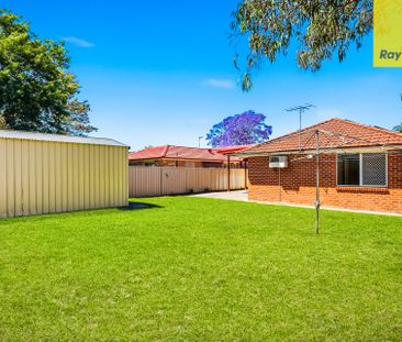 Comfortable Family House in a Convenient Location - Photo 6