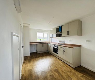 2 bedroom semi-detached house to rent - Photo 3