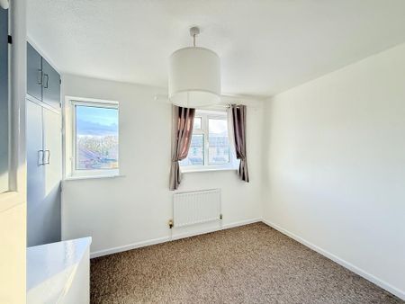 2 bedroom terraced house to rent - Photo 5