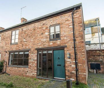 2 bedroom end of terrace house to rent - Photo 1