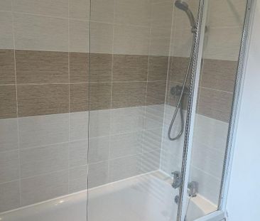 2 bedroom detached house to rent - Photo 4