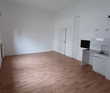 location Appartement T2 DE 48.36m² À AUBERVILLIERS - Photo 1