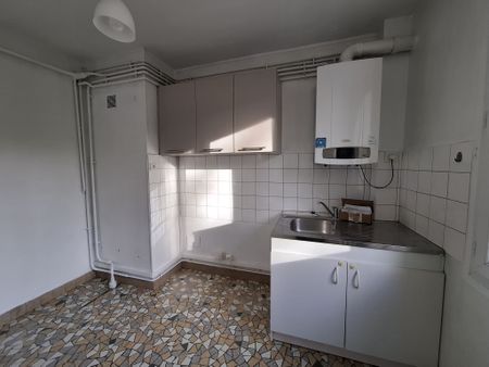 Location Appartement 2 pièces 57m² CUSSET 03300 - Photo 5