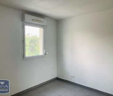 Location Appartement 2 pièces 37m² LA SEYNE SUR MER 83500 - Photo 6