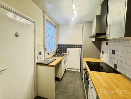 2 bedroom terraced house to rent - Photo 5