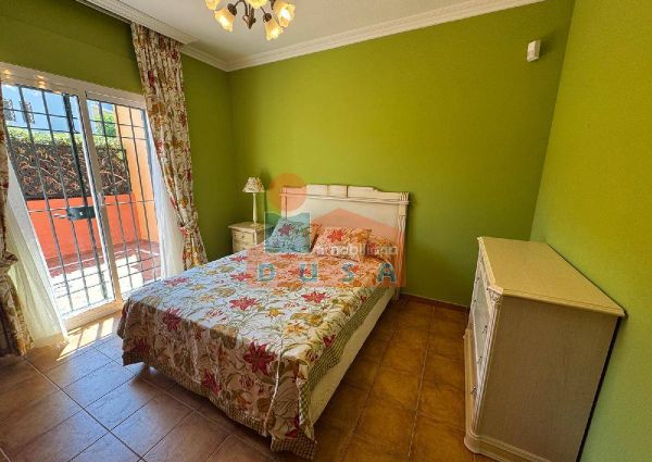 ALQUILER ADOSADA EXCLUSIVA | 2.700 €, 277 m²