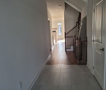 For Lease - 618 Rathburn Lane, Leitrim, Ontario - Photo 4
