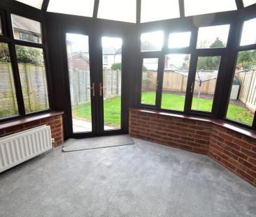 3 bedroom semi-detached bungalow to rent - Photo 2