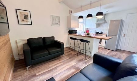 Fantastic modern 5 bedroom student accommodation - Photo 5